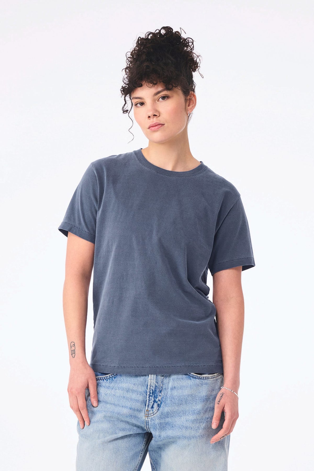 BELLA+CANVAS BE4810GD Dik unisex t-shirt met vintage wash