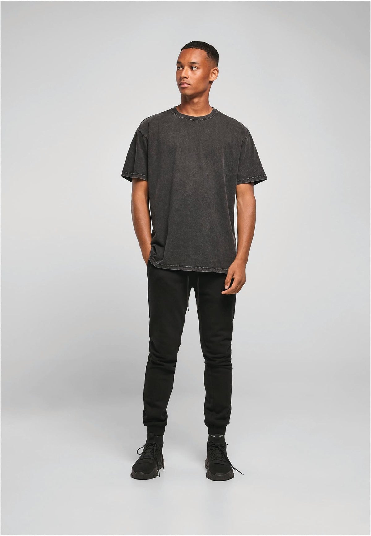 Build your brand BY189 Dik t-shirt met vintage wash