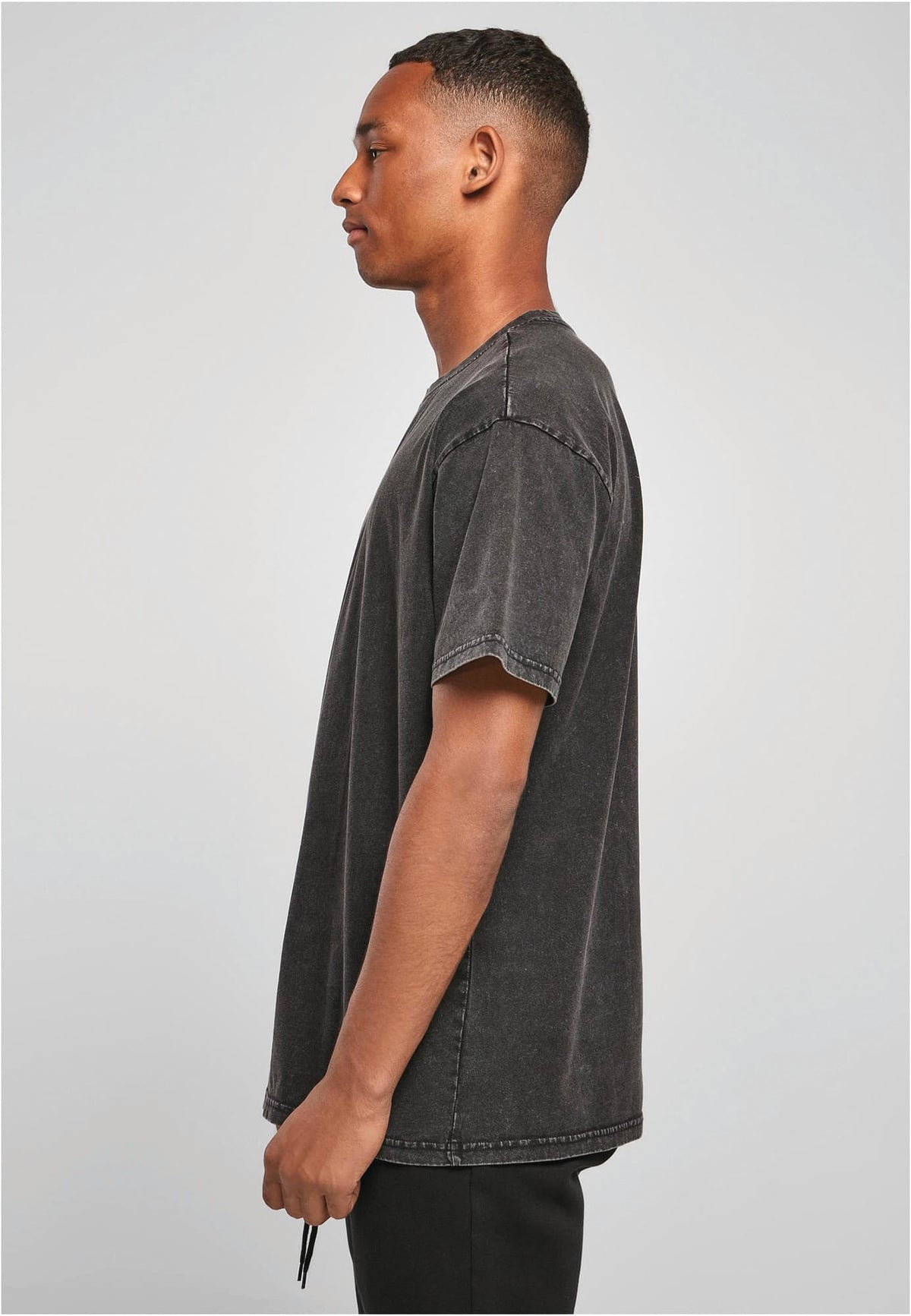 Build your brand BY189 Dik t-shirt met vintage wash