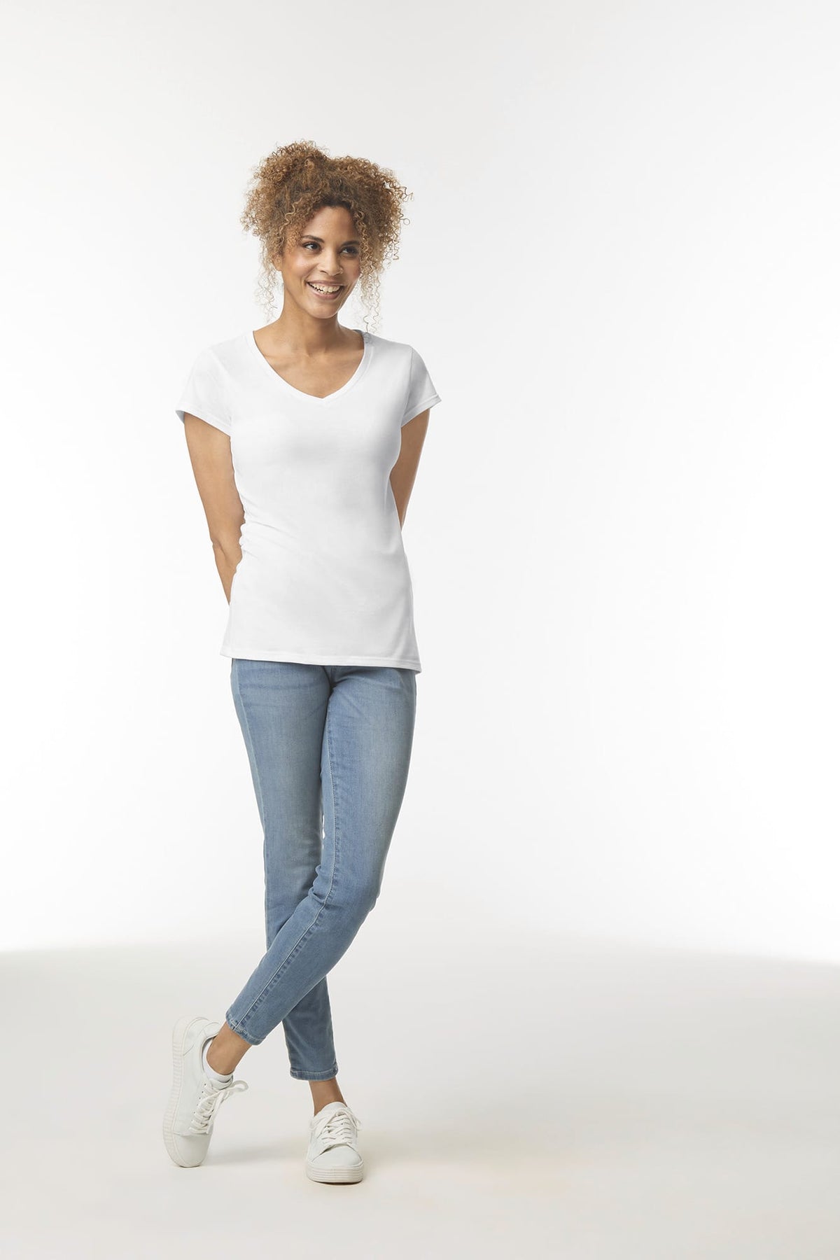 Gildan GI64V00L Softstyle® Fitted Ladies' V-neck T-shirt
