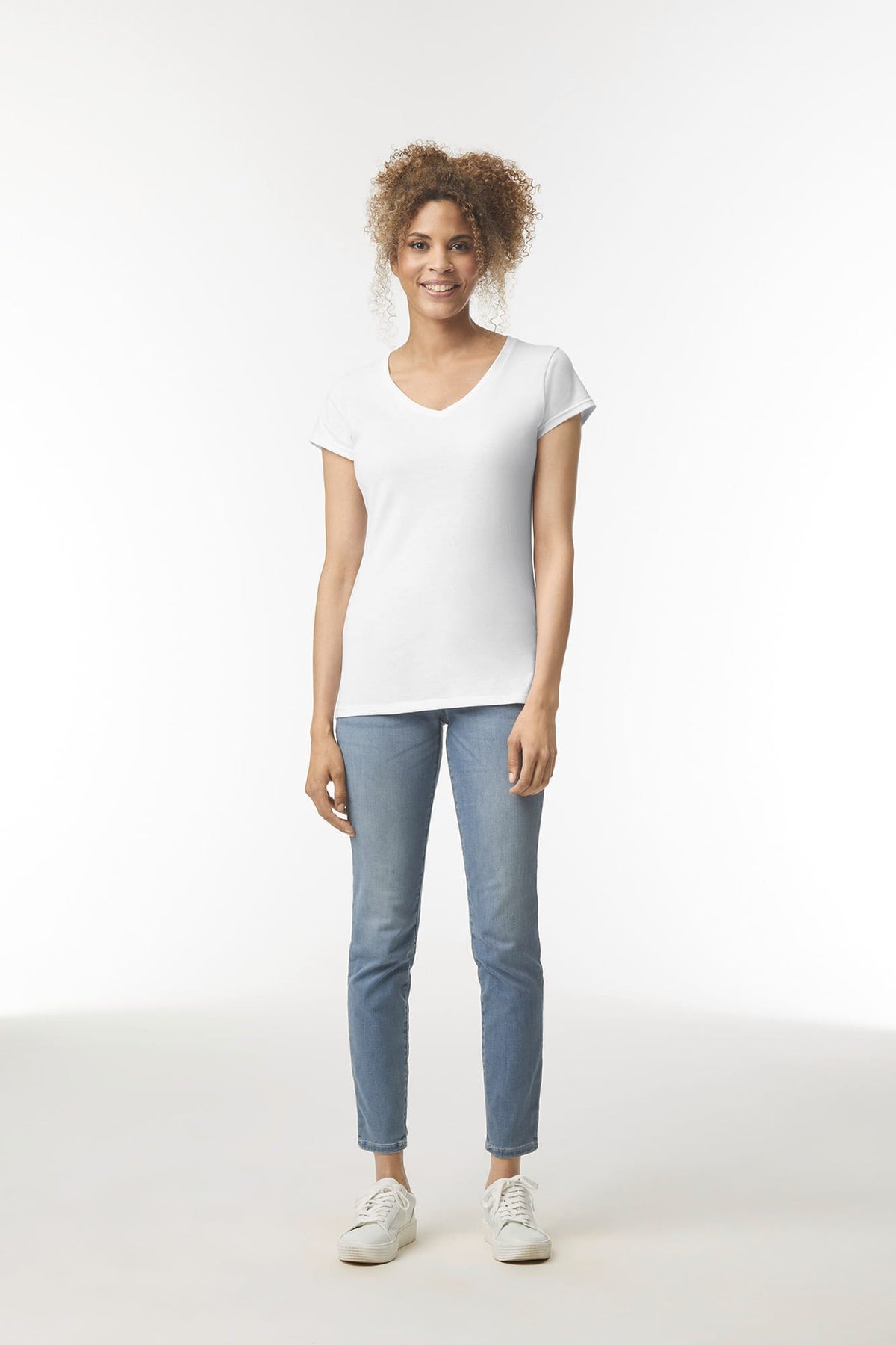 Gildan GI64V00L Softstyle® Fitted Ladies' V-neck T-shirt