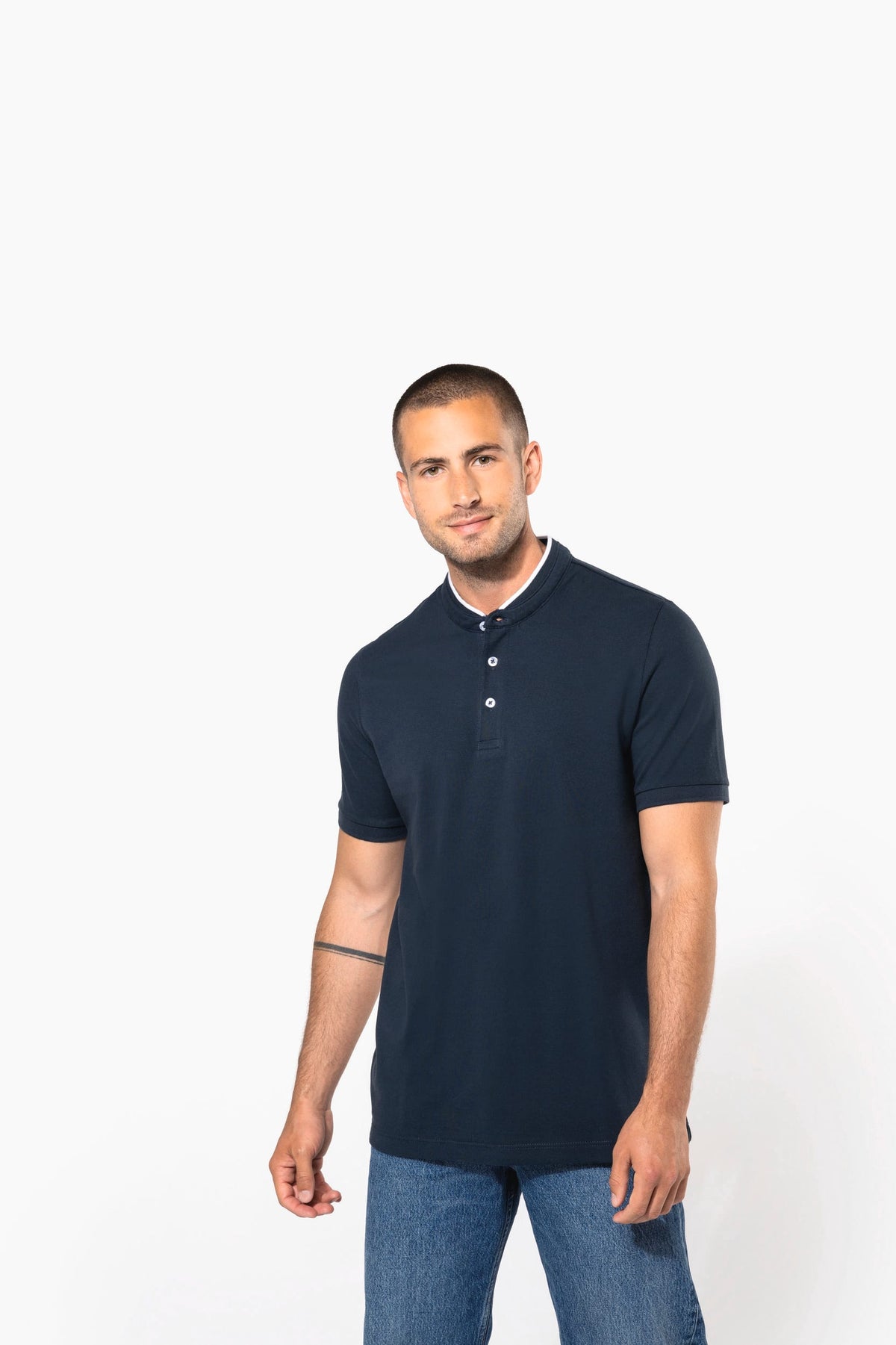 Kariban K223 Herenpolo met maokraag en korte mouwen
