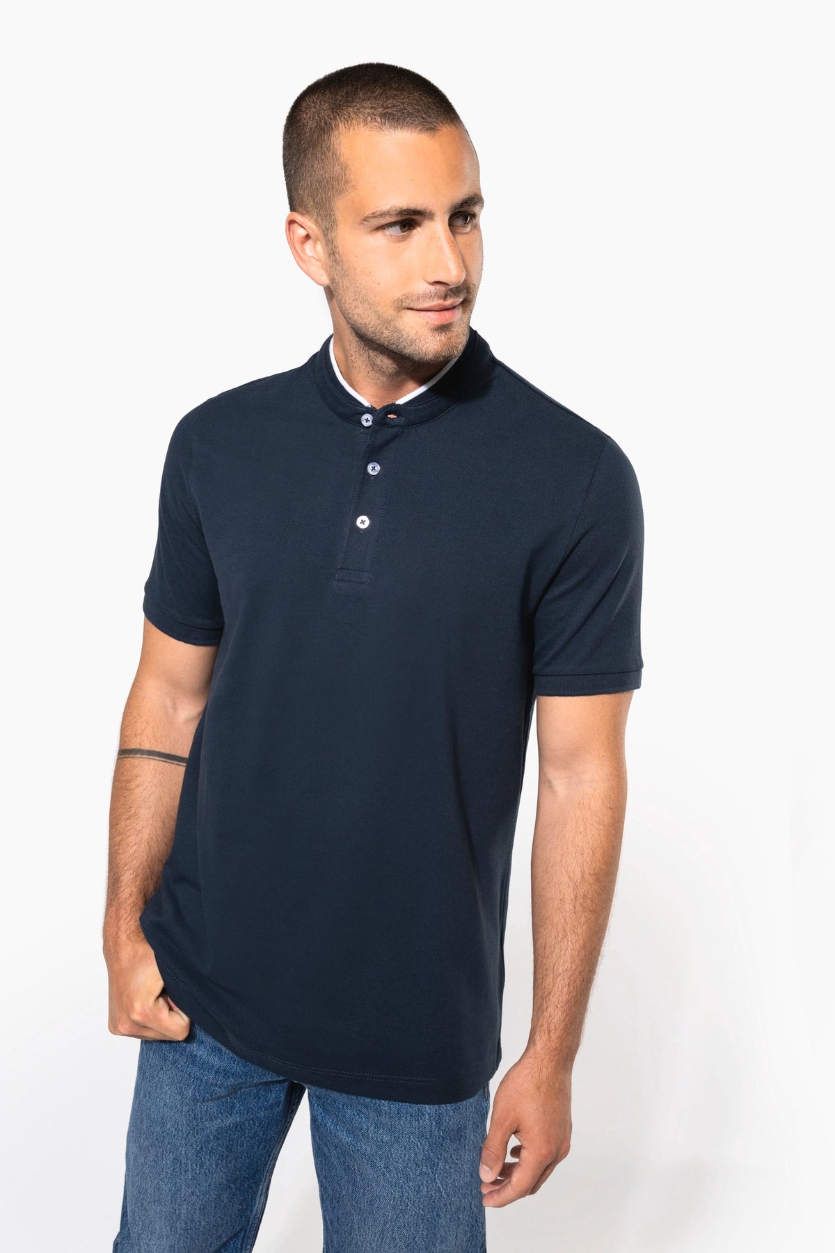Kariban K223 Herenpolo met maokraag en korte mouwen