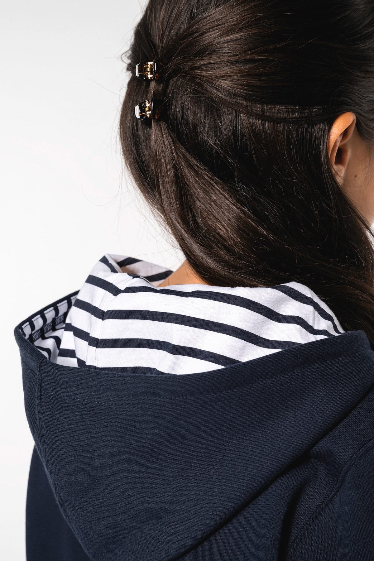 Kariban K4014 Sweater met contrasterende capuchon met motief