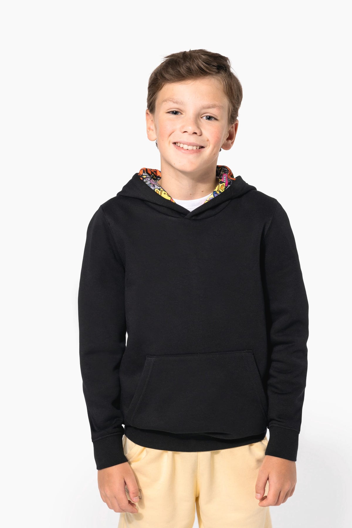 Kariban K4014 Sweater met contrasterende capuchon met motief