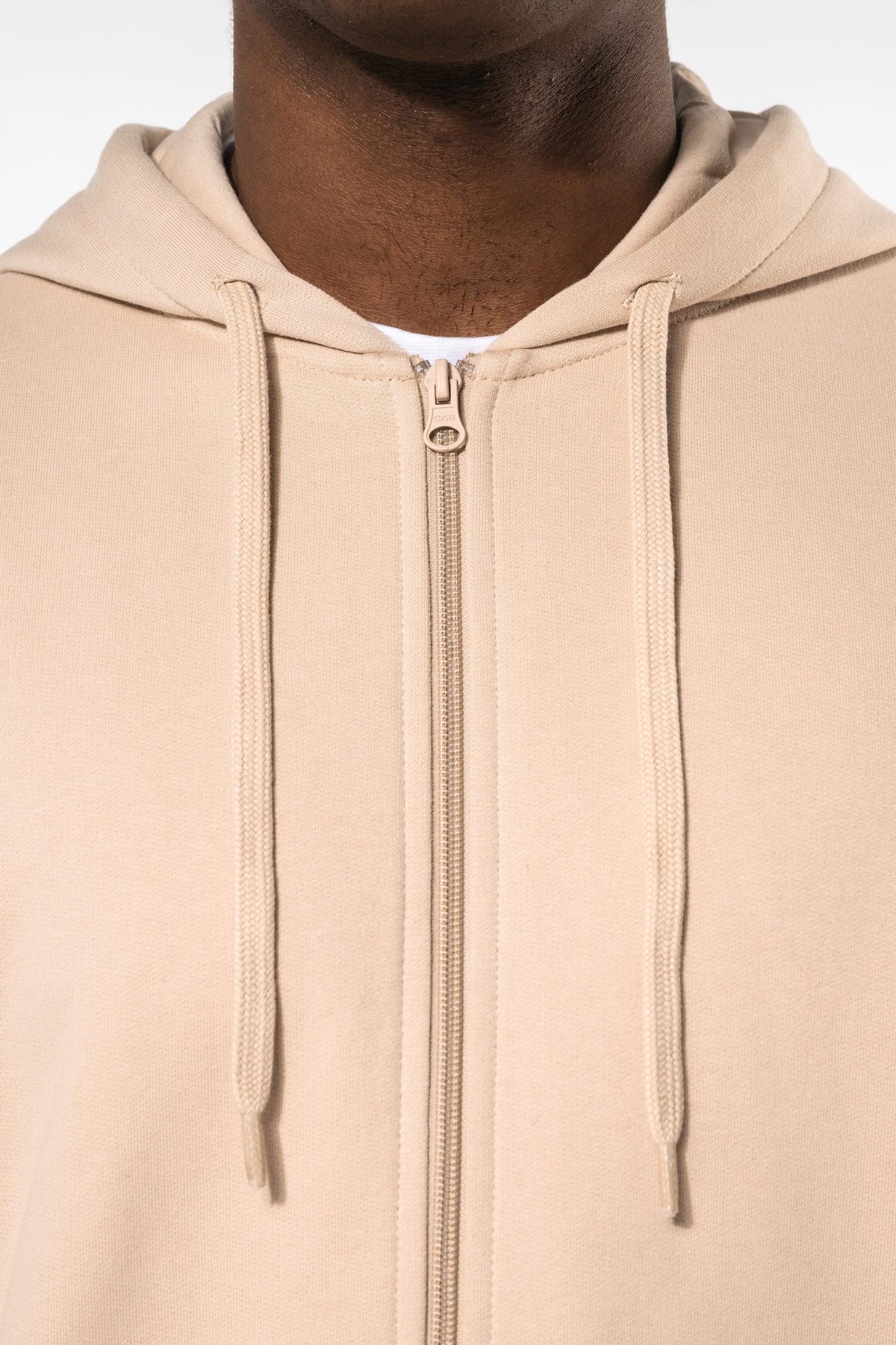 Kariban K4042 Gerecyclede unisex sweater met rits en capuchon