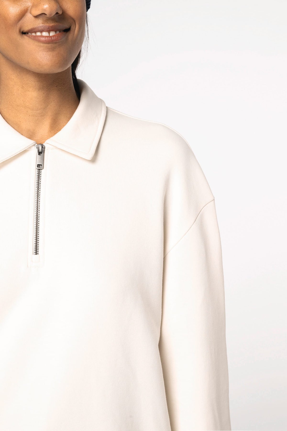 Native Spirit NS432 Ecologische unisex sweater met kwartrits, polokraag en afhangende schouders