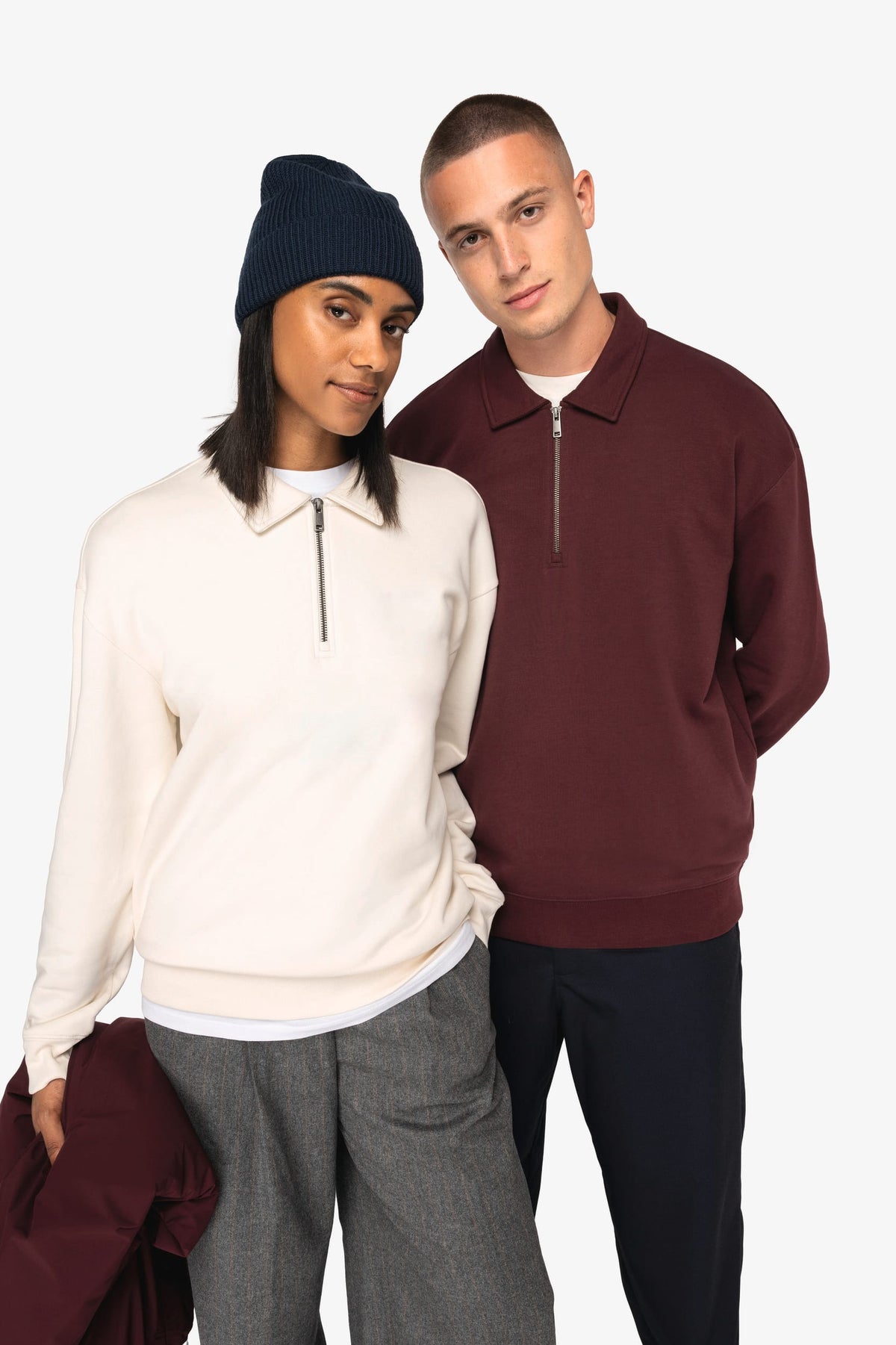 Native Spirit NS432 Ecologische unisex sweater met kwartrits, polokraag en afhangende schouders