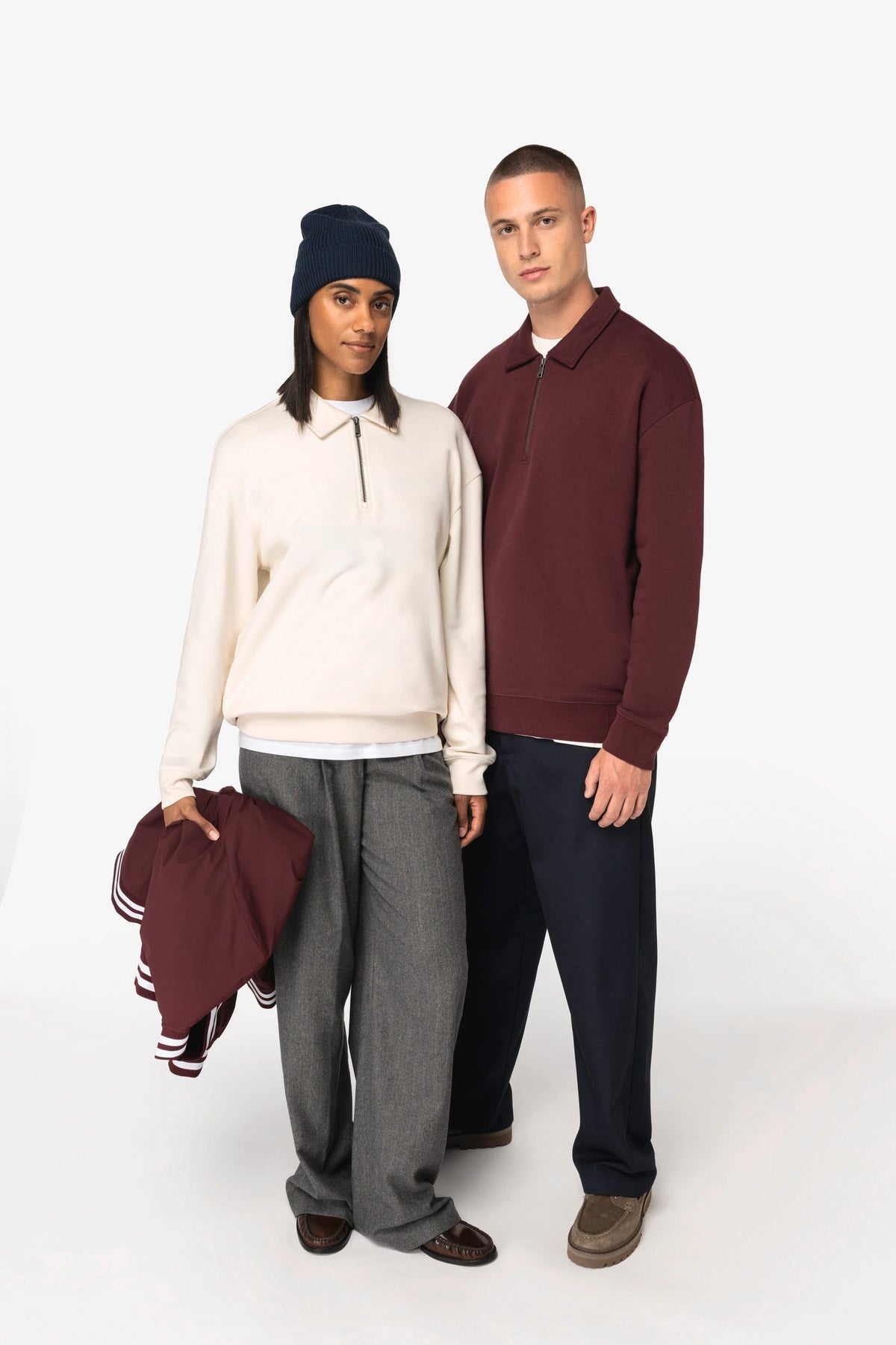 Native Spirit NS432 Ecologische unisex sweater met kwartrits, polokraag en afhangende schouders