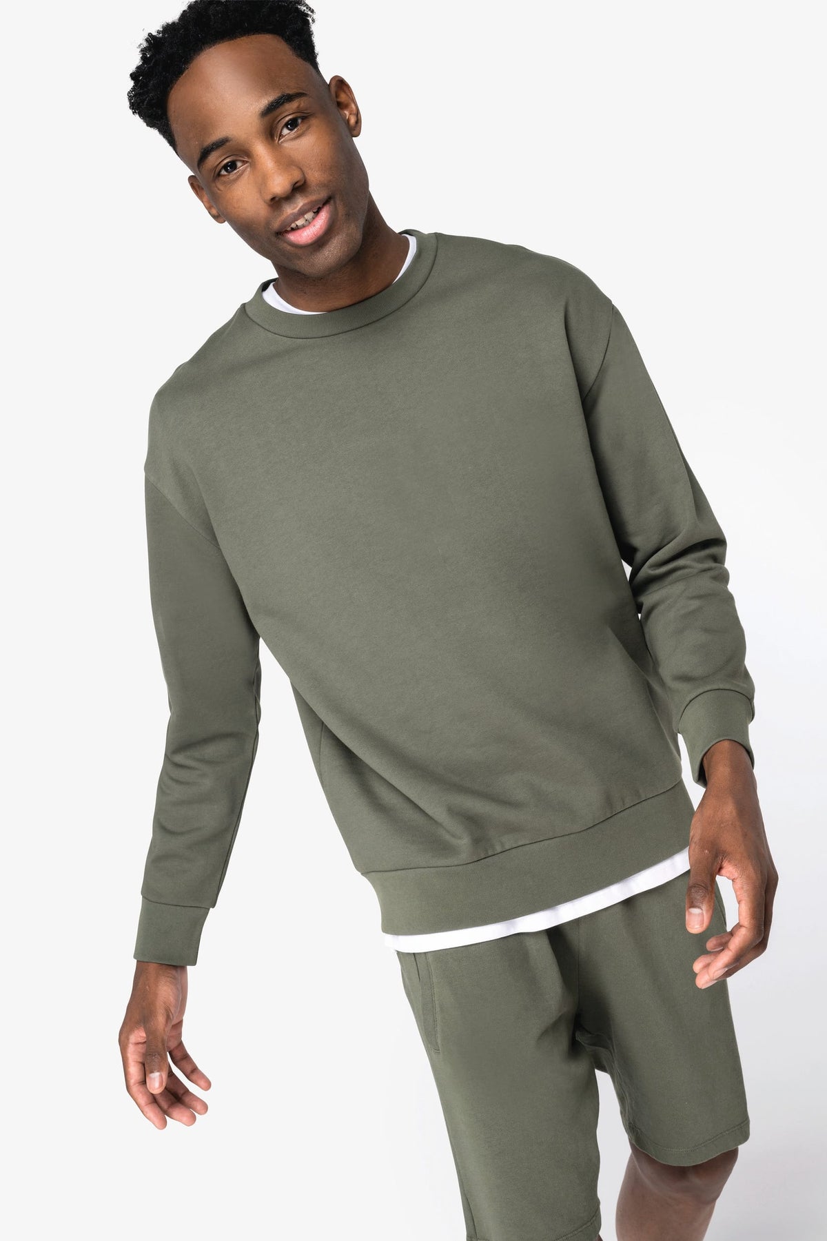 Native Spirit NS435 Ecologische unisex sweater met ronde hals en verlaagde schouders in geborsteld fleece