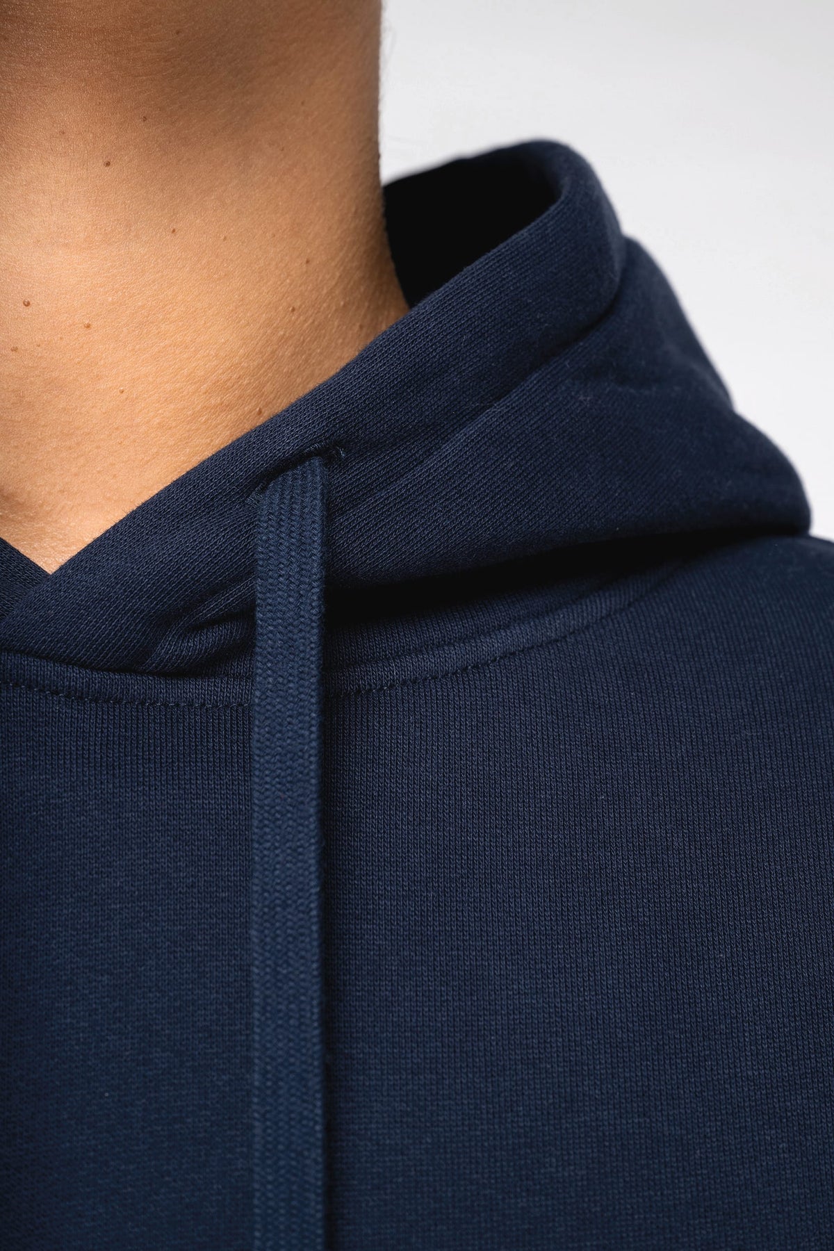 Native Spirit NS436 Ecologische unisex sweater met capuchon en verlaagde schouders in geborsteld fleece