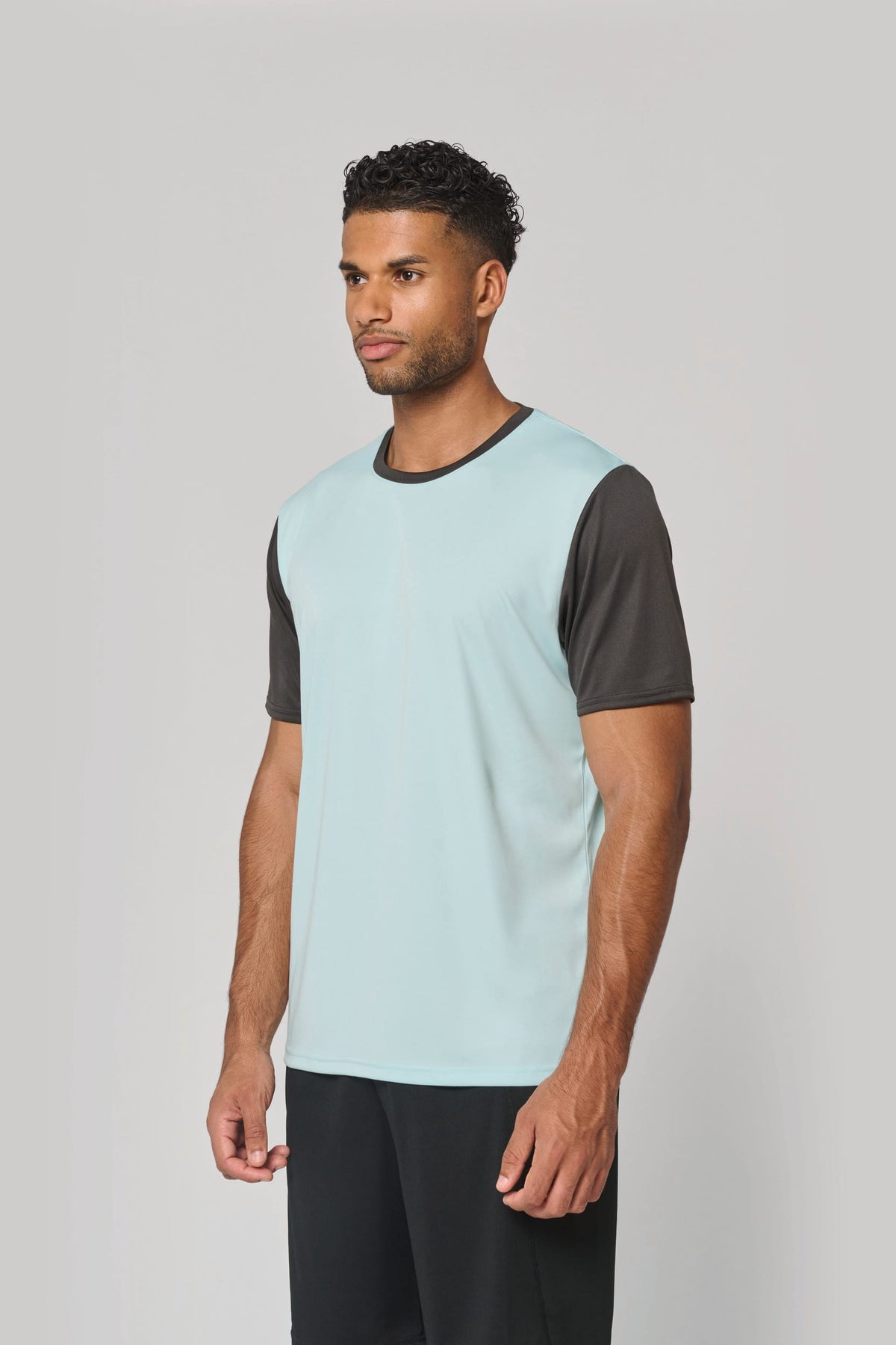 PROACT® PA4023 unisex multisport T-shirt met korte mouwen in twee kleuren