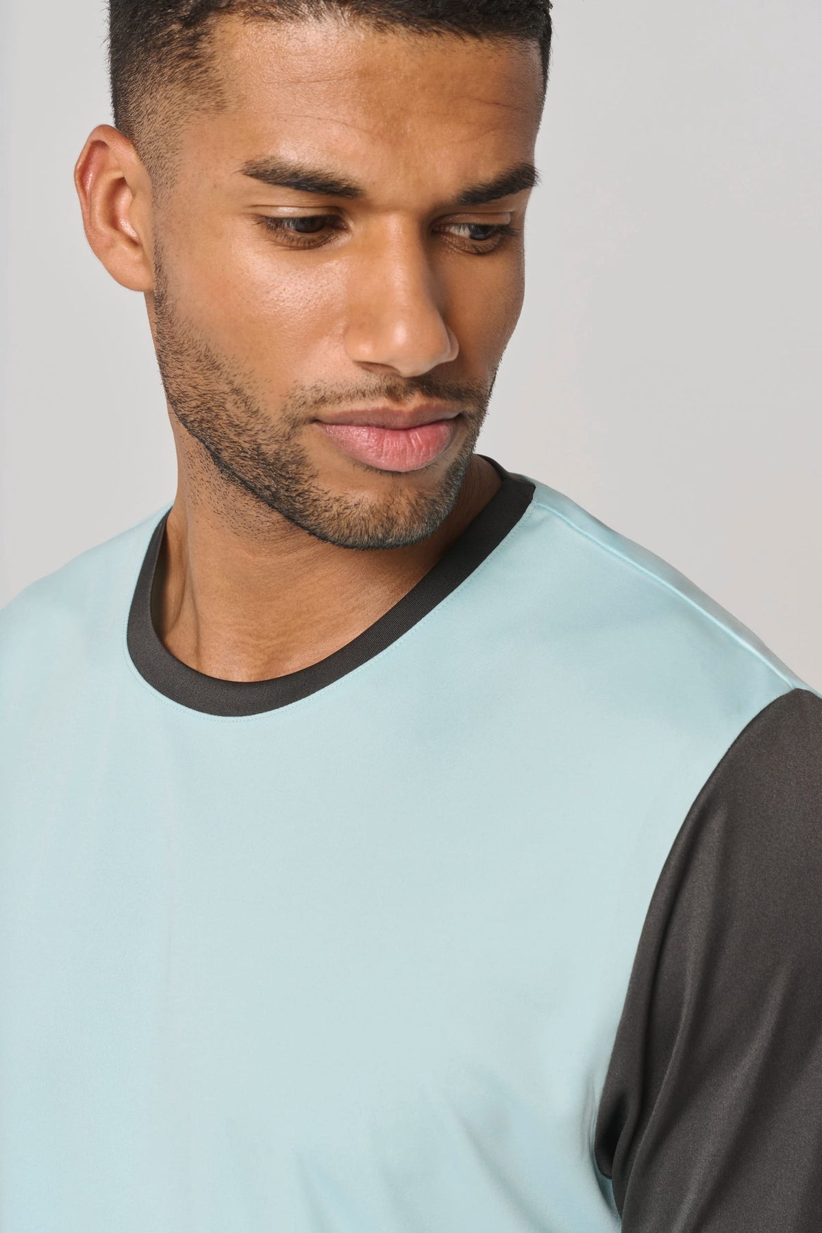 PROACT® PA4023 unisex multisport T-shirt met korte mouwen in twee kleuren
