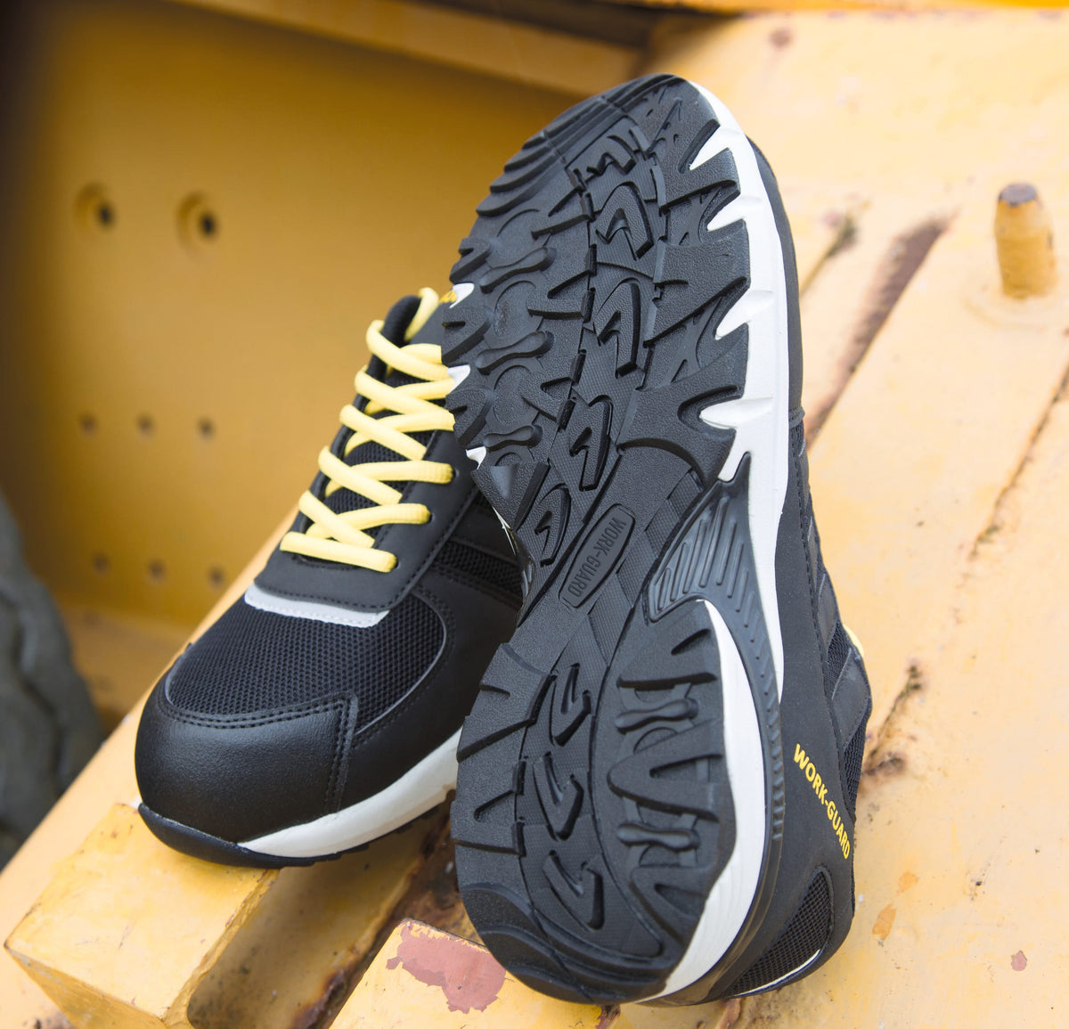Result R348X Veiligheidsschoen lightweight safety trainer