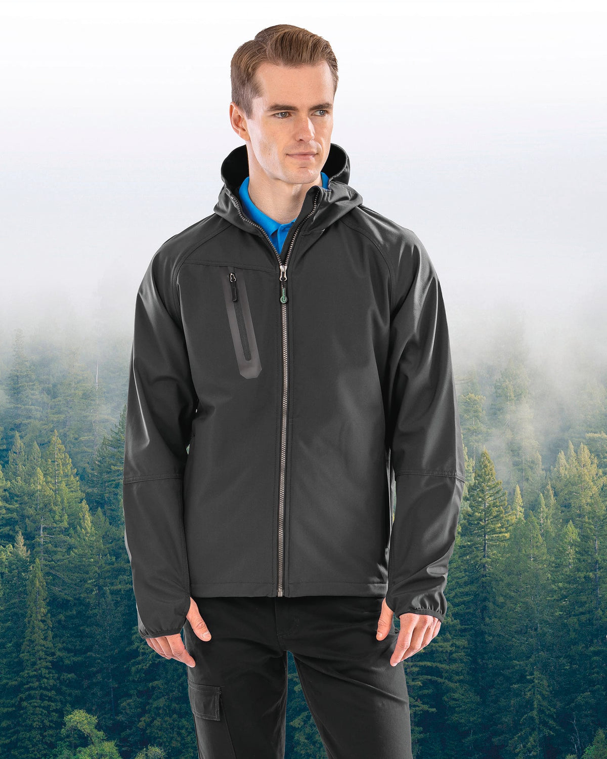 Result R909X Gerecyclede 3-laags unisex softshelljack met capuchon.