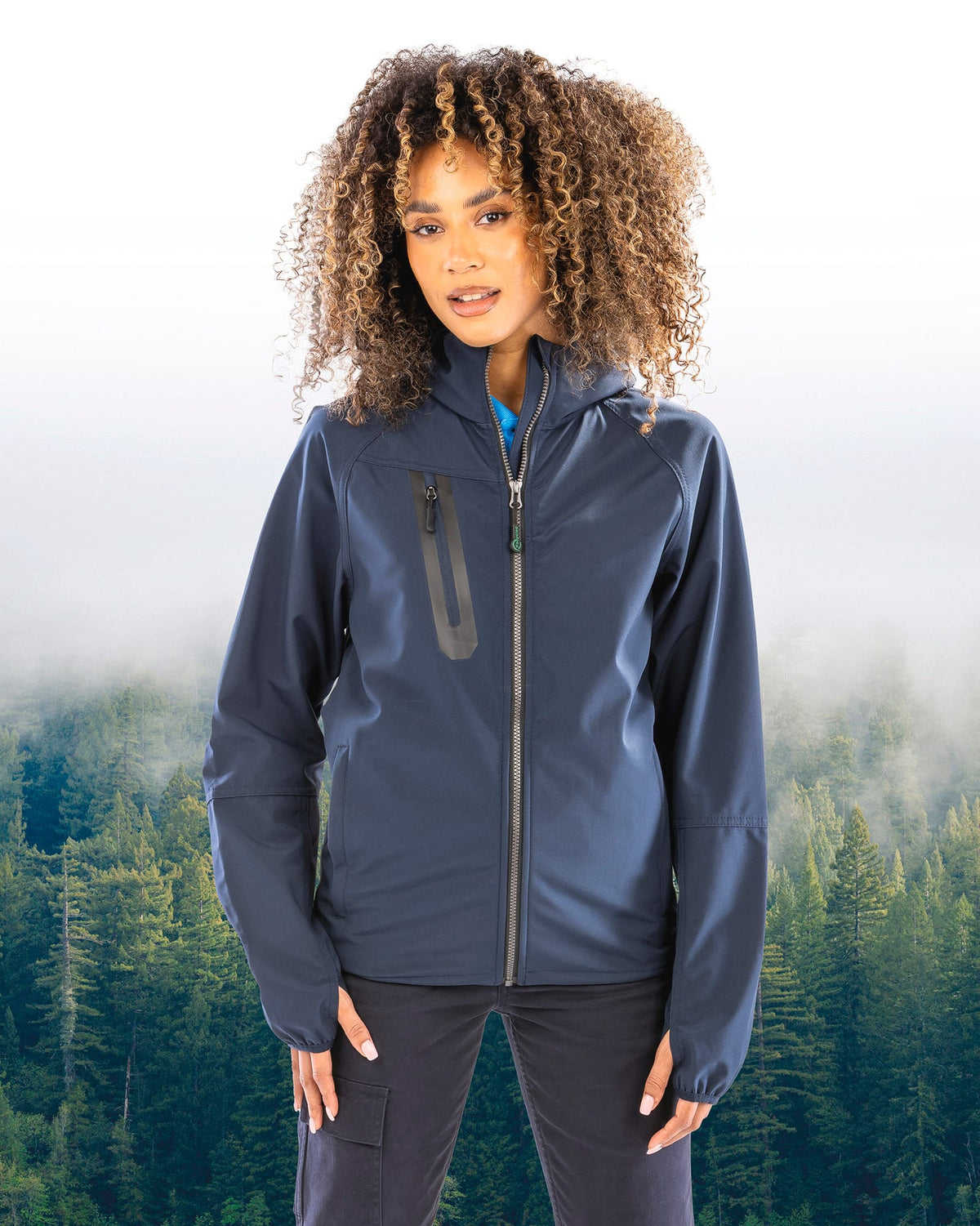 Result R909X Gerecyclede 3-laags unisex softshelljack met capuchon.