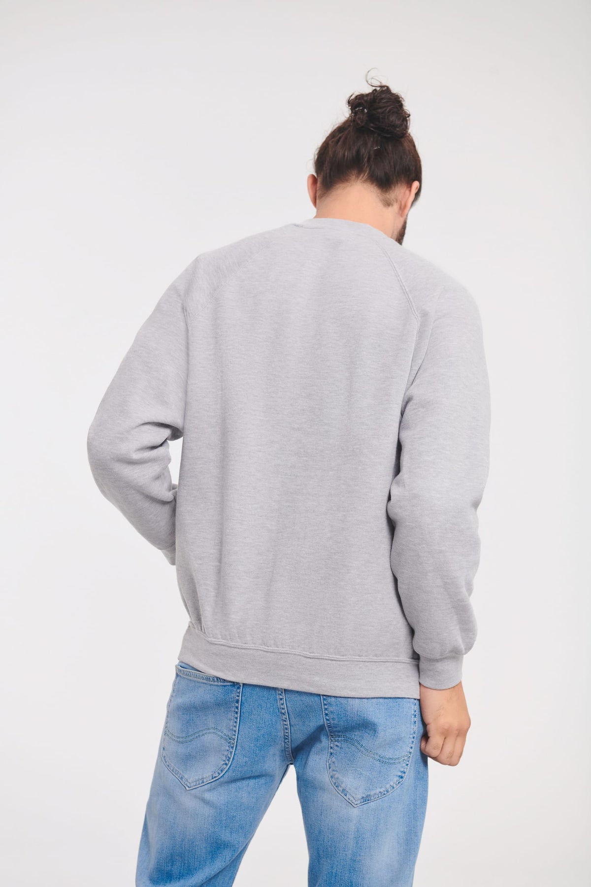Russell RU7620M Classic Sweater met ronde hals