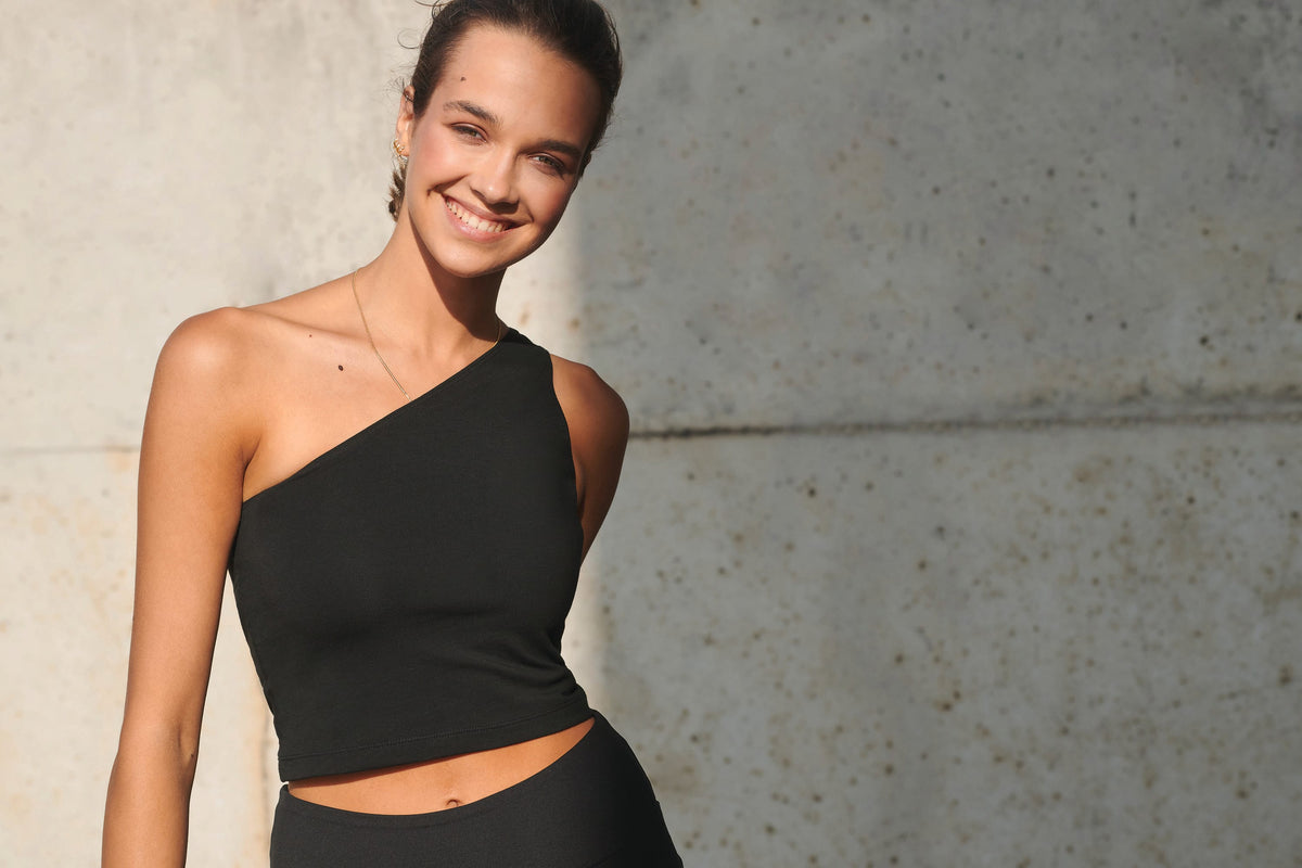 SF Clothing SK116 Asymmetrische top voor dames
