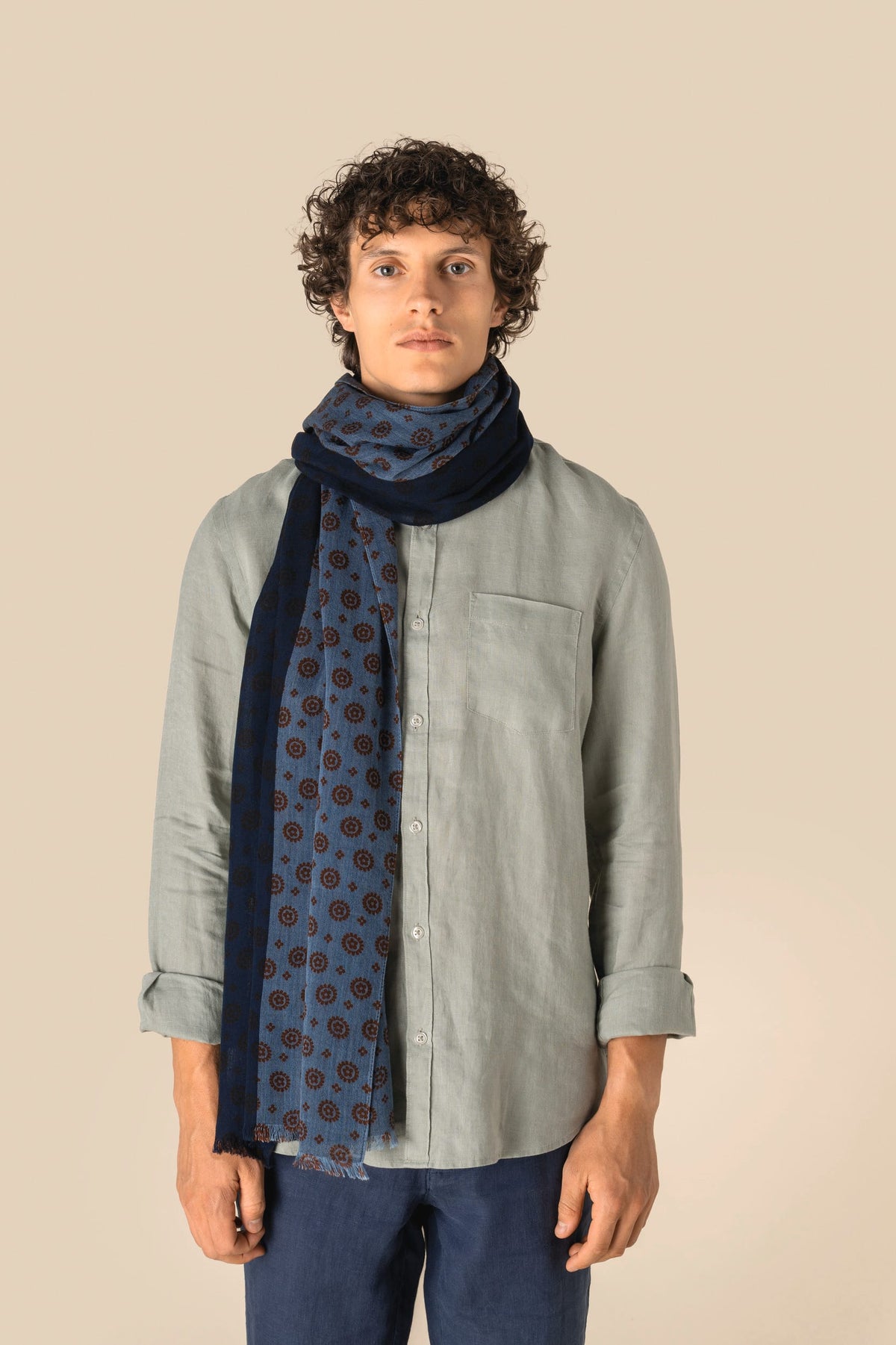 Spasso SP157 unisex tulbanddoek met bloemenmotief