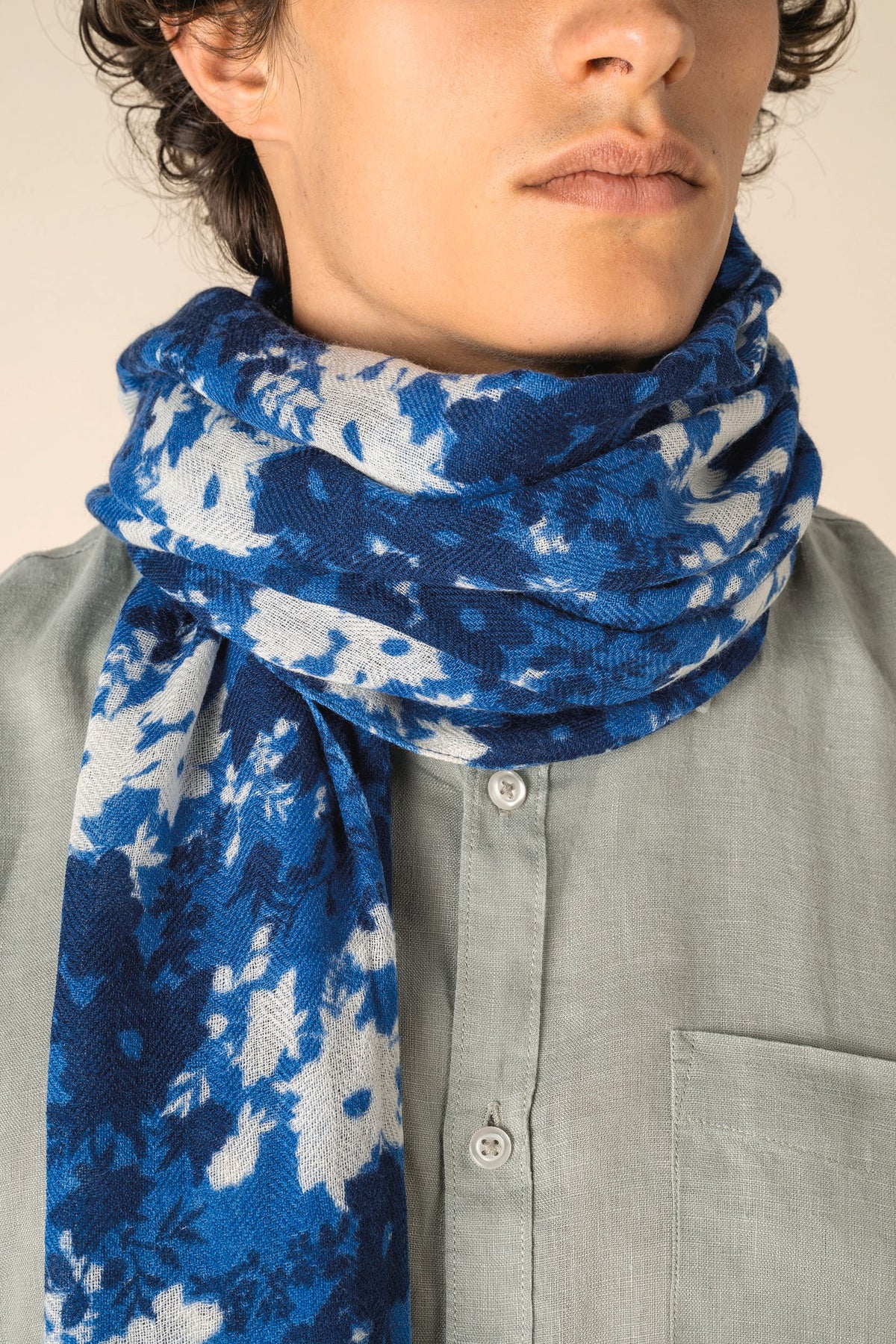 Spasso SP160 unisex tulbanddoek met bloemenmotief