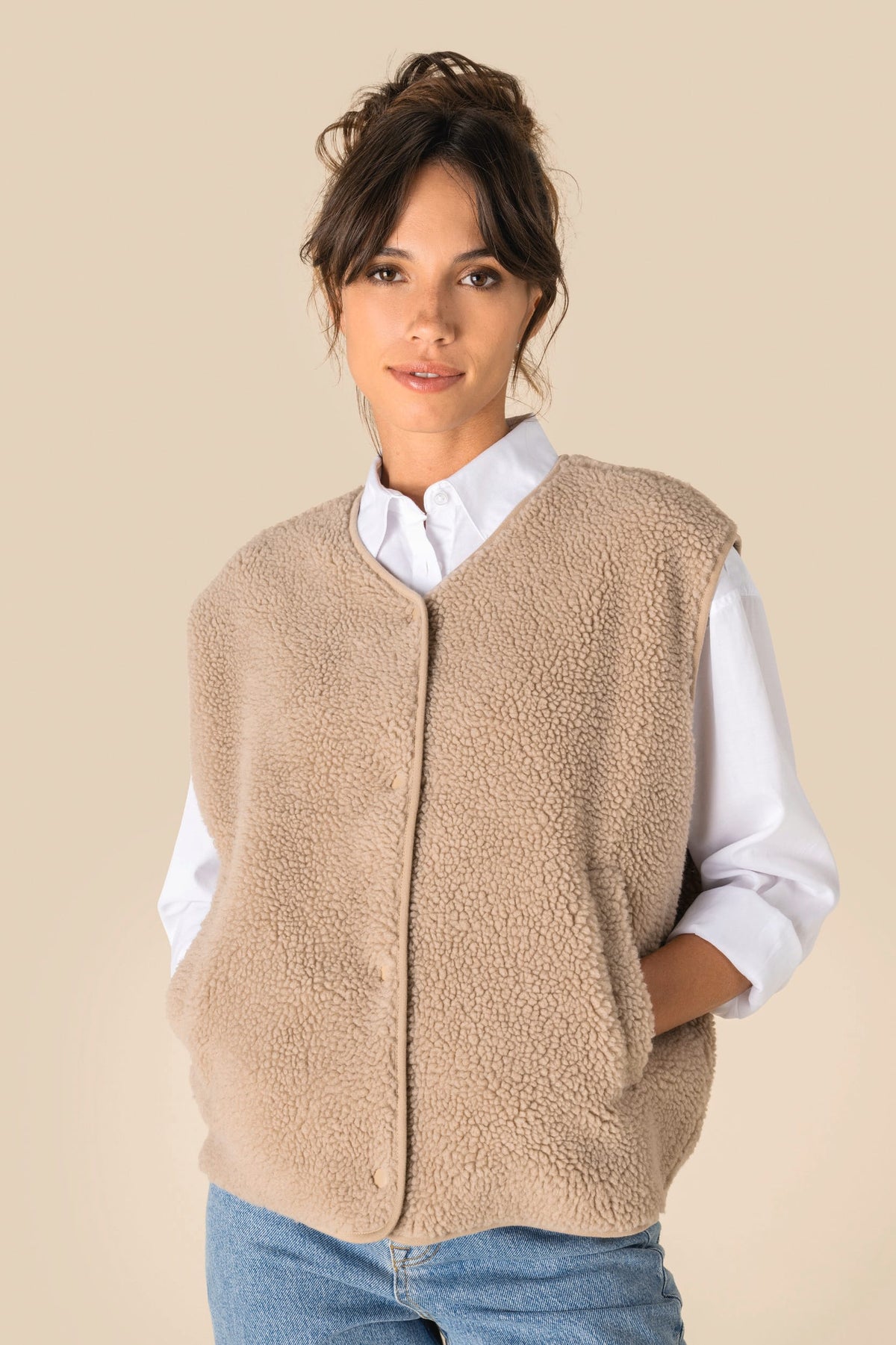 Spasso SP604 Mouwloos sherpa damesjasje
