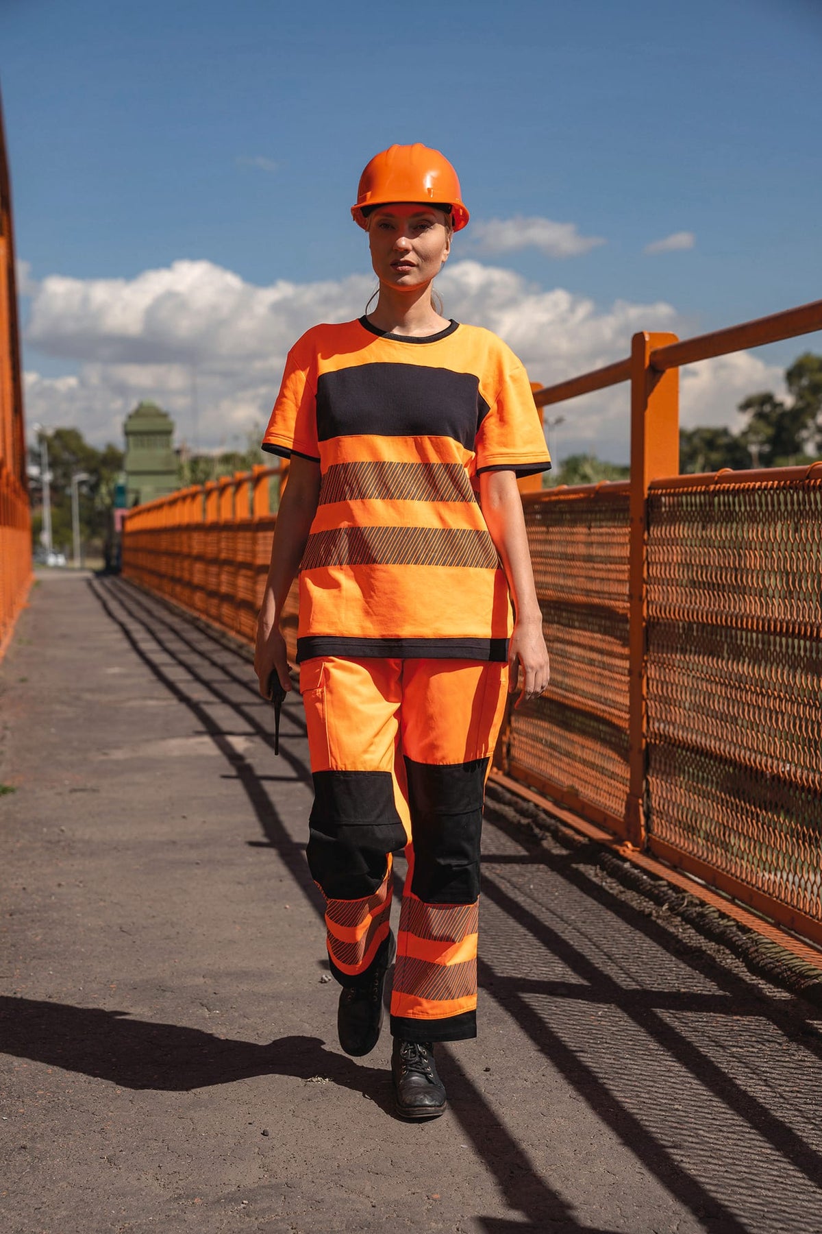 Korntex® TXEOST Hi-Vis T-shirt met zwarte borstzak
